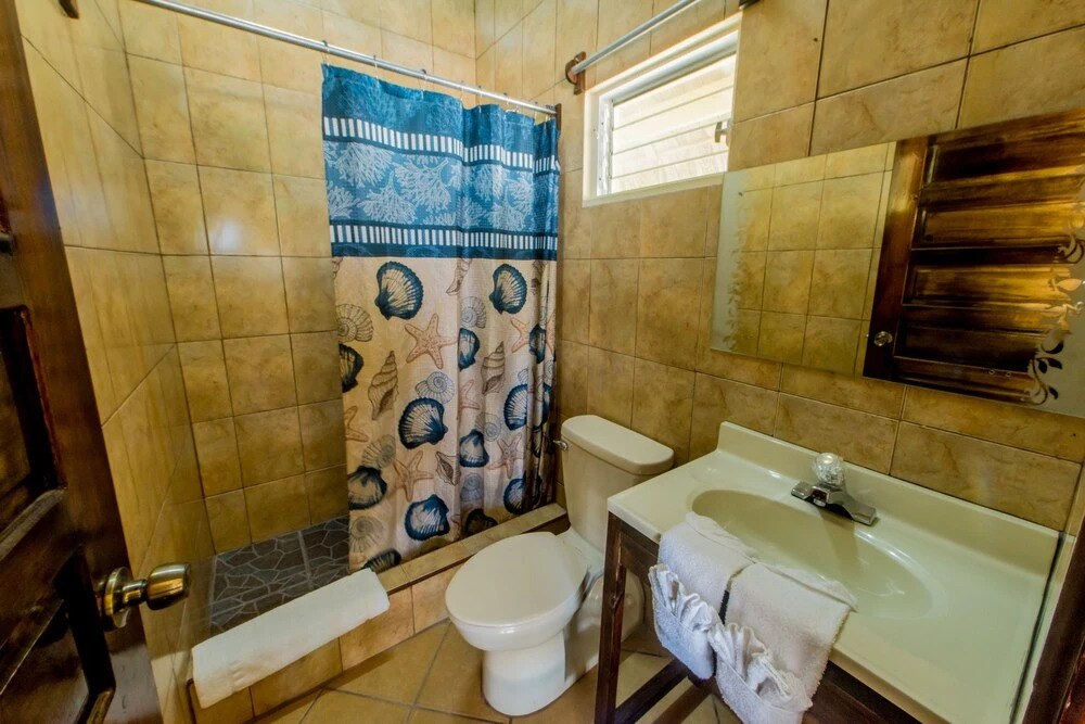 Caye Caulker Plaza Hotel