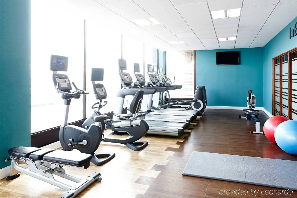 Novotel London West