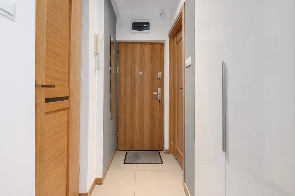 Lumina apartment near center of Warsaw