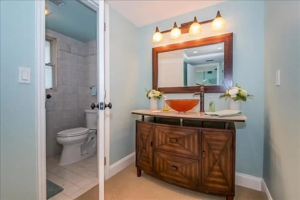 Homes-293 Harbor Drive