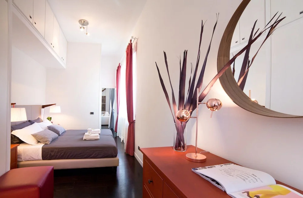 Rent In Rome - Flo's Apartment