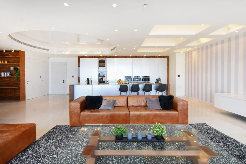 Tower Sea View Luxury 32 Floor Apartment
