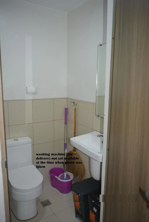 Paranaque SM-Sucat Field Res. Bldg 5, 2/F, 2BR with Balcony