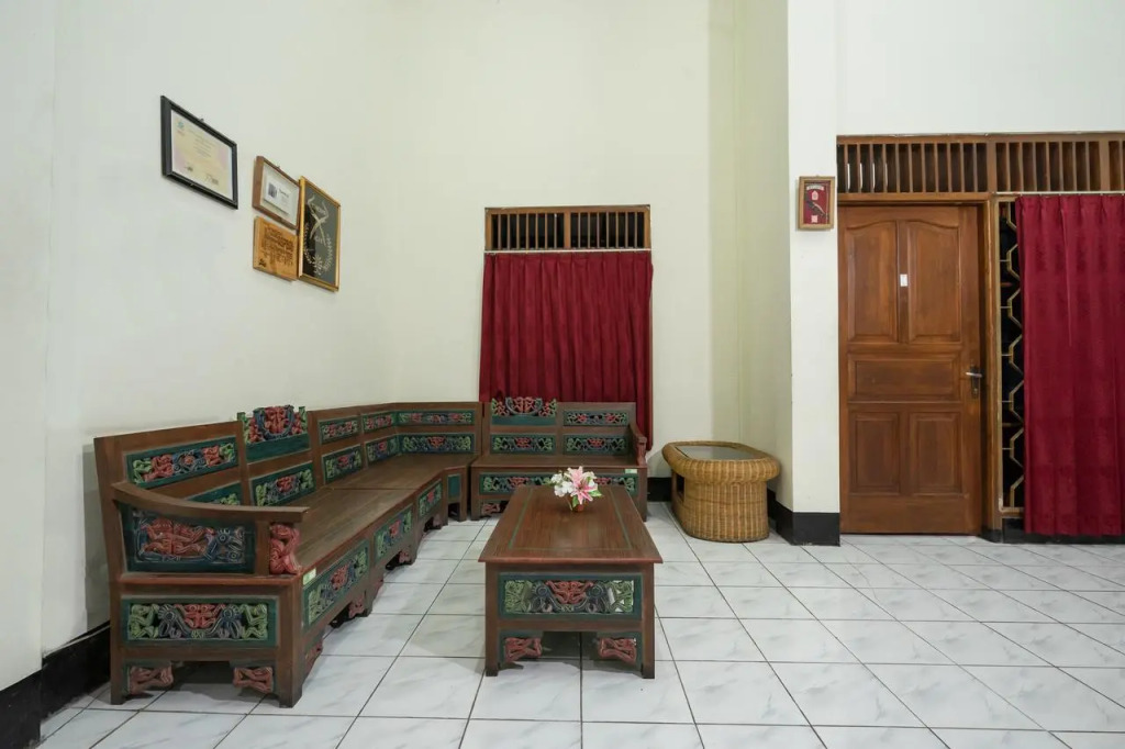 Hotel O Omah Duwet