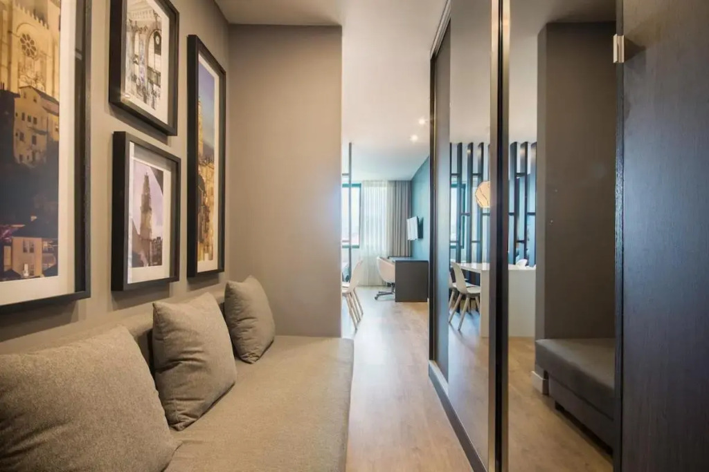 NEW! Galé Modern Apartment(elevator,parking) 446