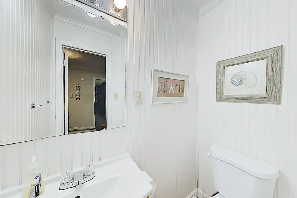 New Listing! Renovated - Walk To Beach 4 Bedroom Home
