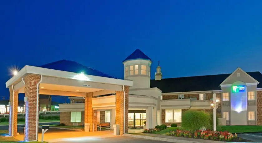 Holiday Inn Express Lancaster-Rockvale Outlets
