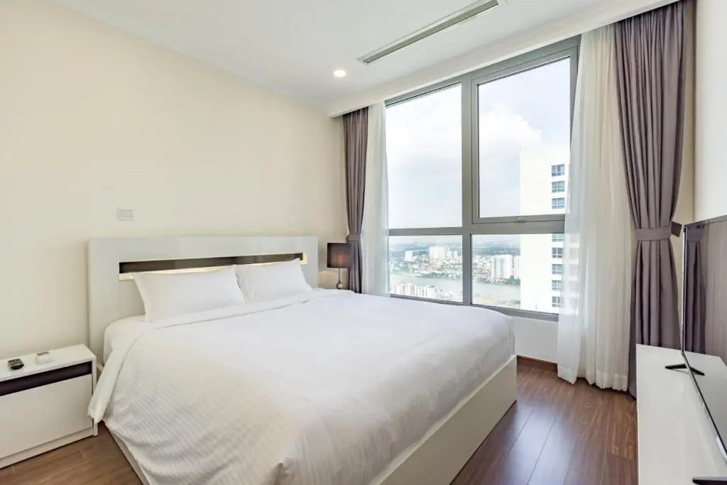 2 bedrooms apartment at Landmark Vinhomes Central Park