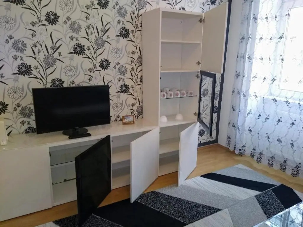 Spacious Central Apartment