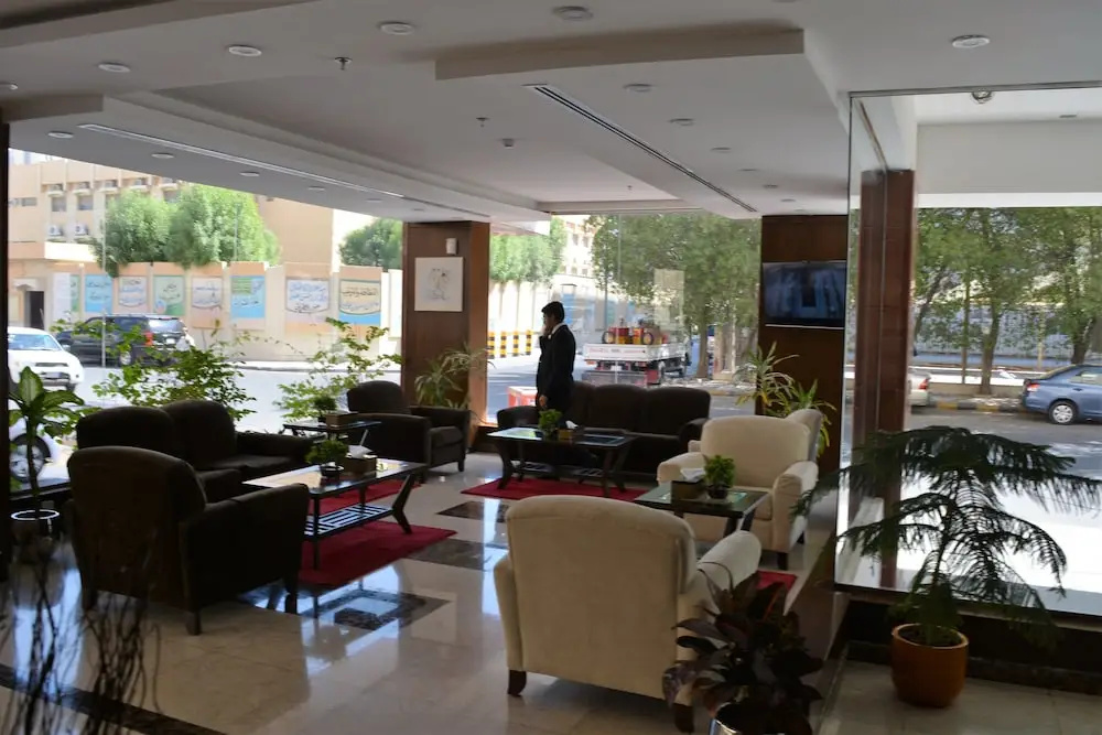 Diamond Suites