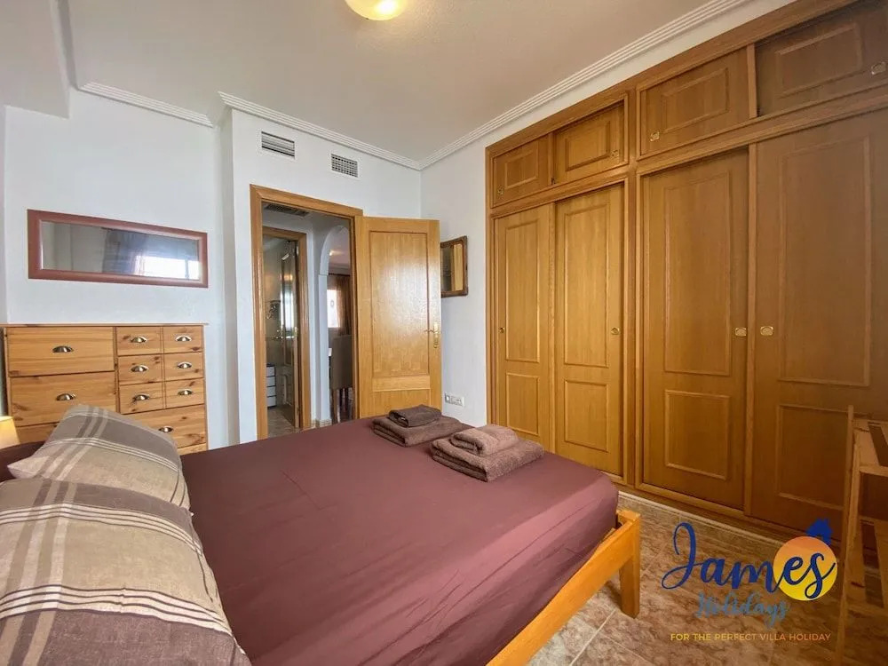 La Cinuelica R14, 1st flr apt Overlook Pool L137