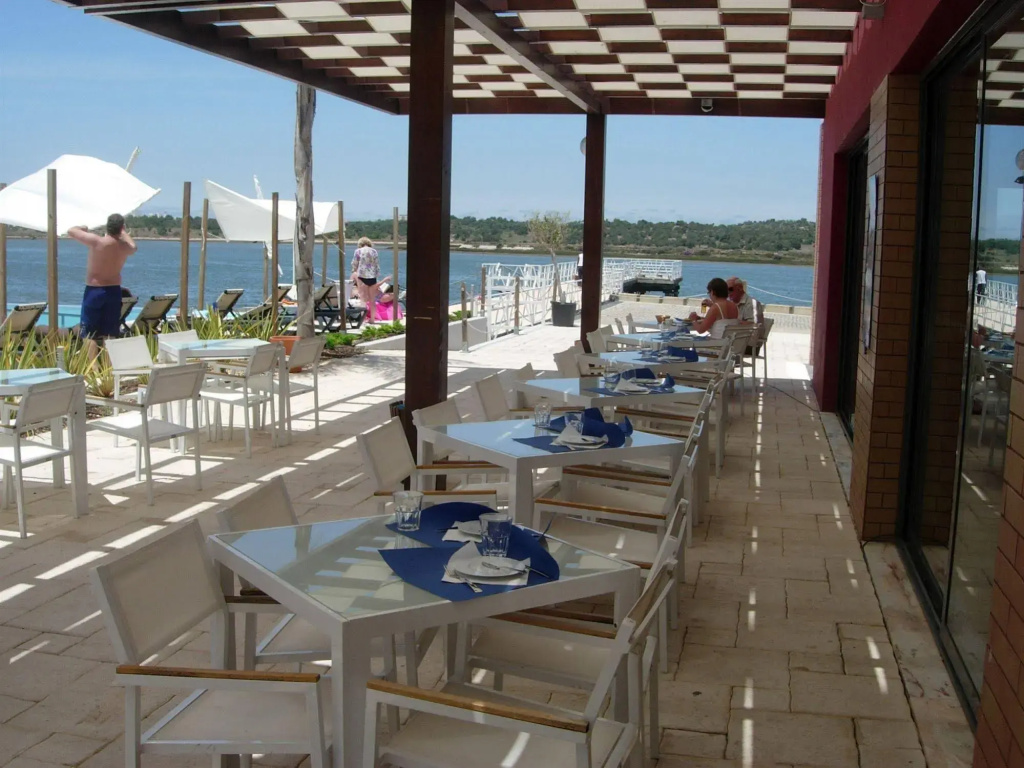 Agua Hotels Riverside