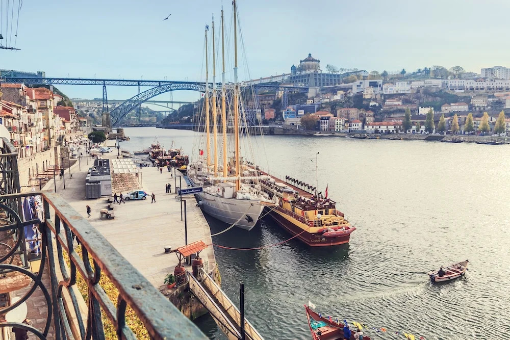 Go2oporto River & Reboleira Side