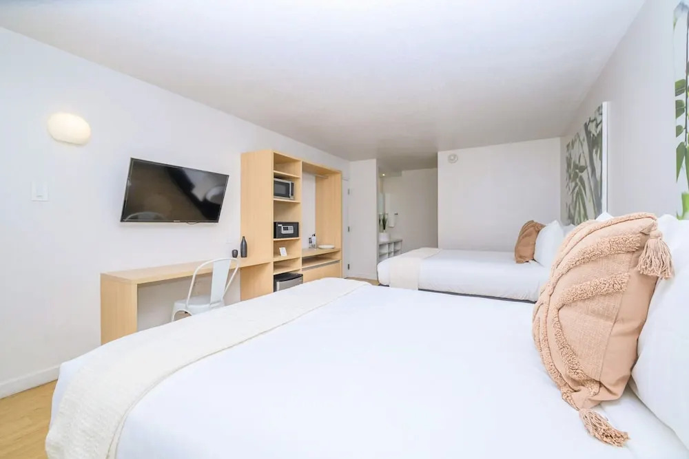 Upstay Studio With Pool Near Disney World