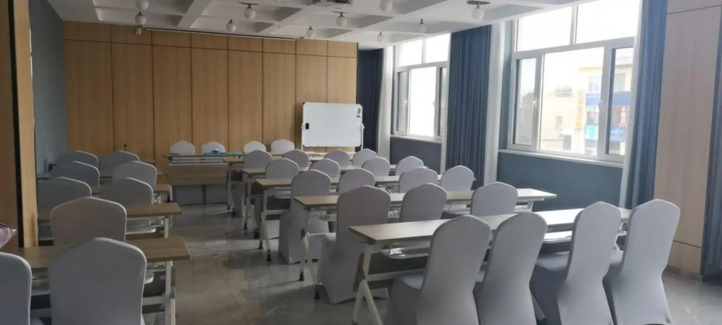 Lanou Shangpin Hotel (Chaoyang Street Store, Dabaodang Town, Shenmu City)