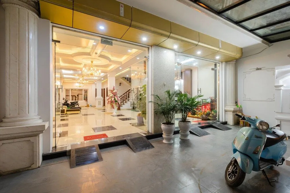 Pho Xanh Marina Hotel