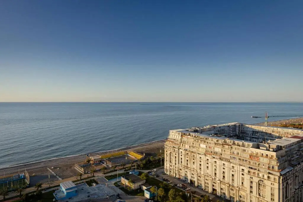 Bright and Cozy Studio Apartment In The Heart of Batumi