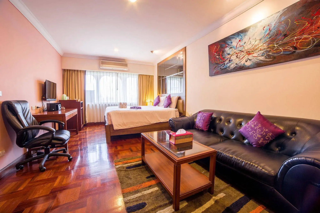 Triple 8 Inn Bangkok