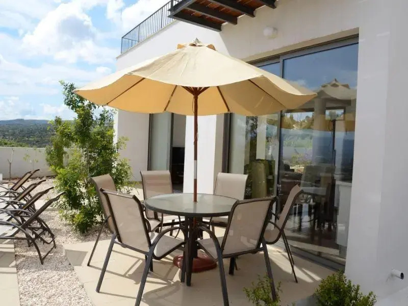 E12 Villa Echo