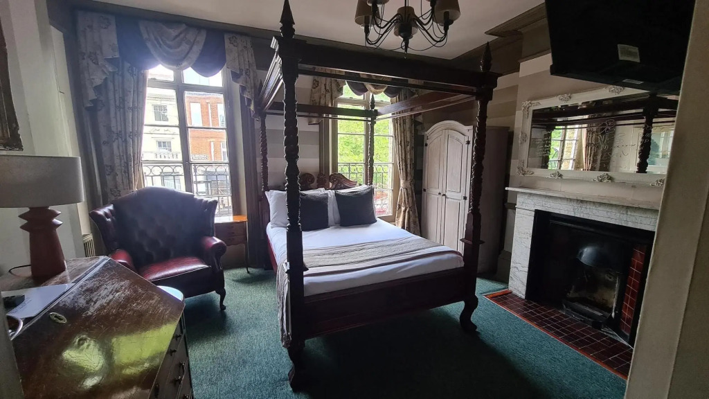 Kings Boutique Hotel