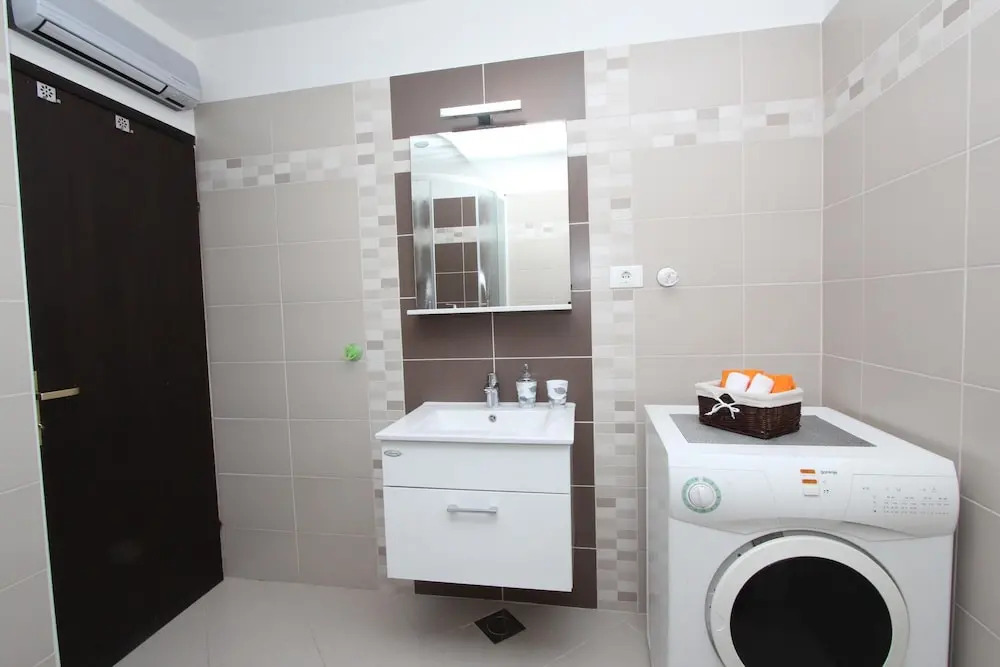 Apartments Tena