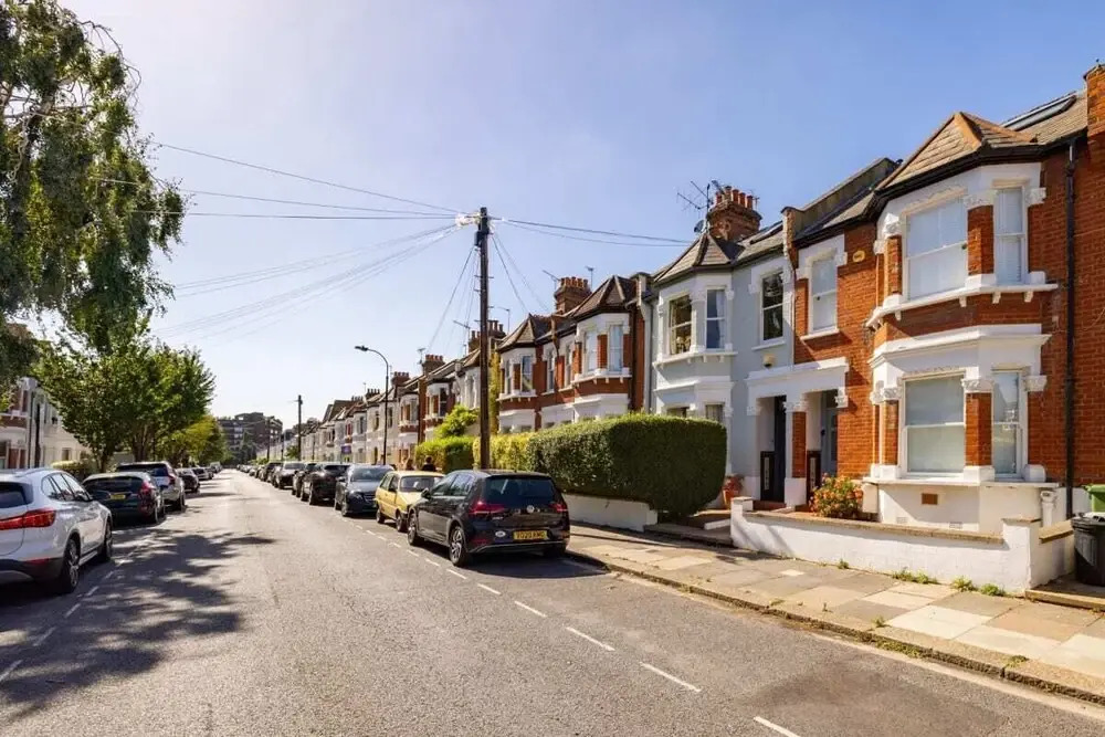 The Fulham Bolthole - Beckoning 2bdr Flat With Garden