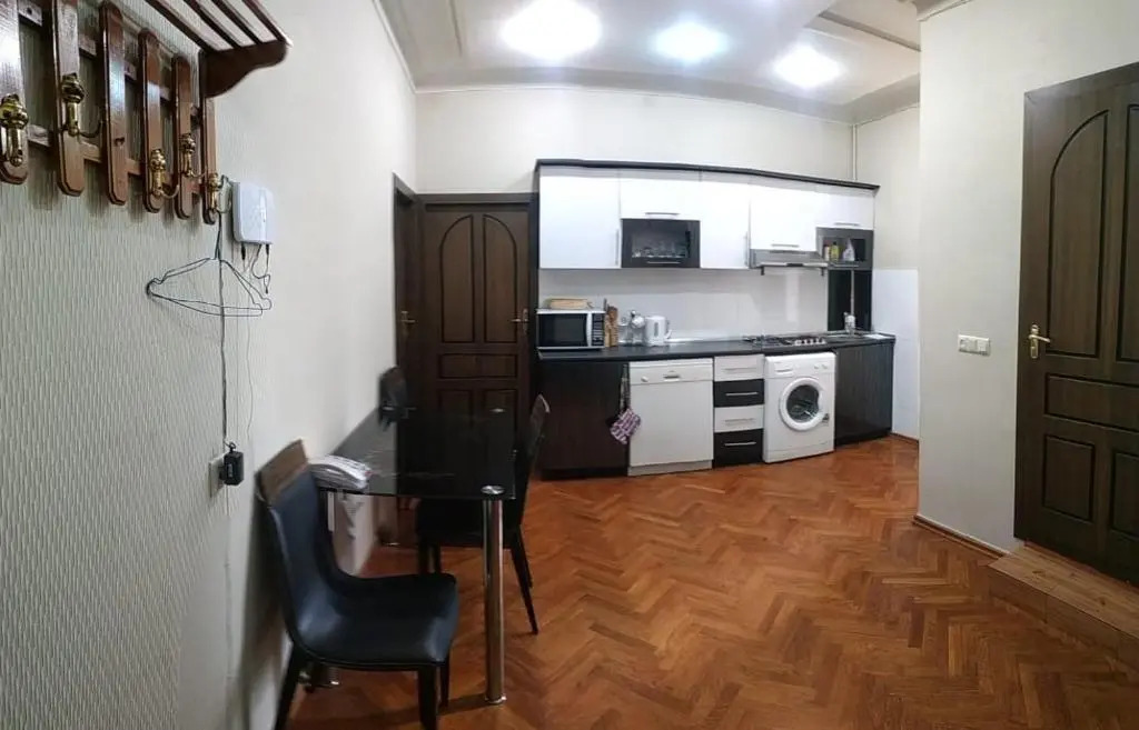 Apartments Formula 1 on Niyazi with Balconies
