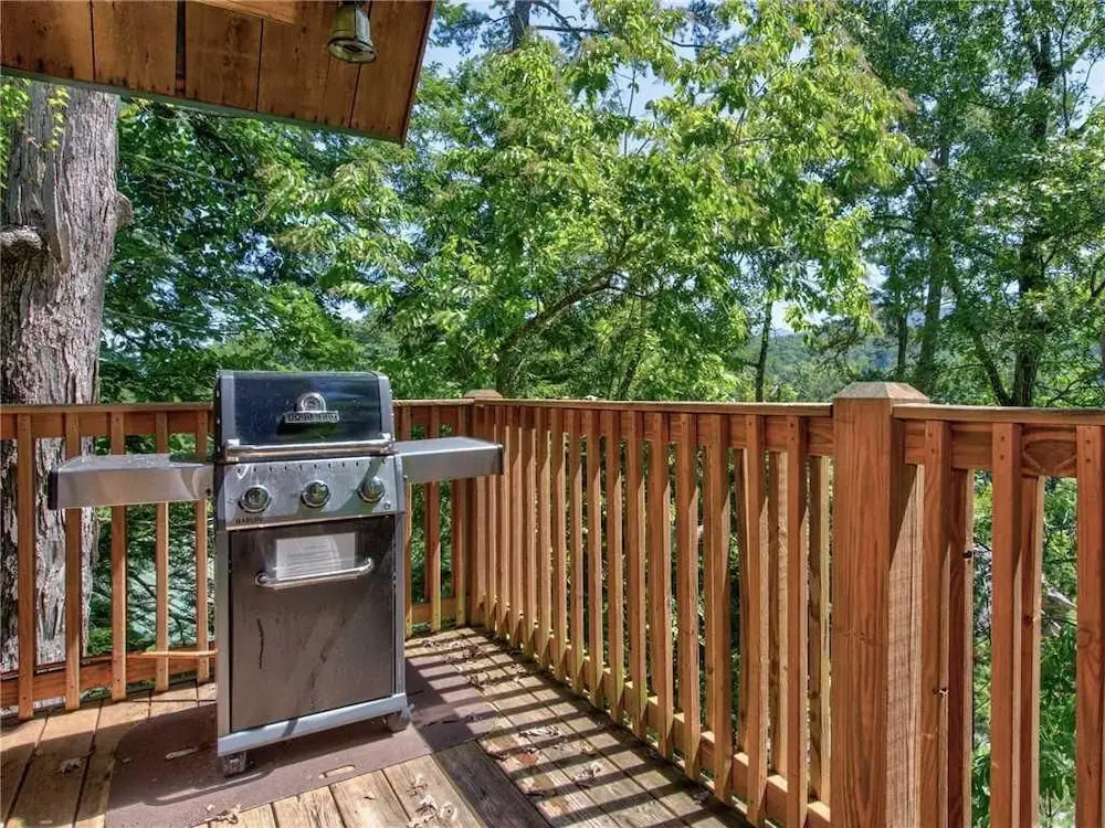 American Heritage 4 Bedroom Home with Mountain View