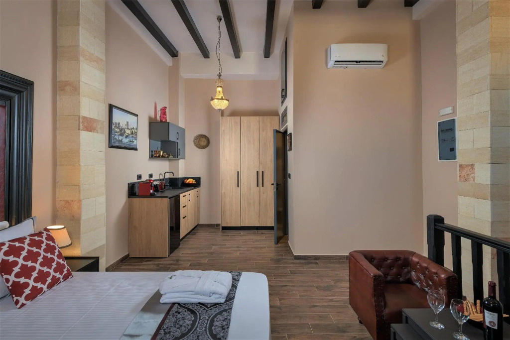 Grand Master Suite
