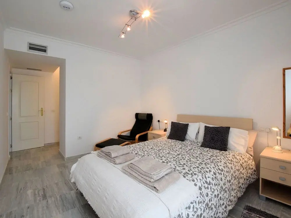 Beautiful Penthouse Apartment With Roof Terrace and Panoramic Views