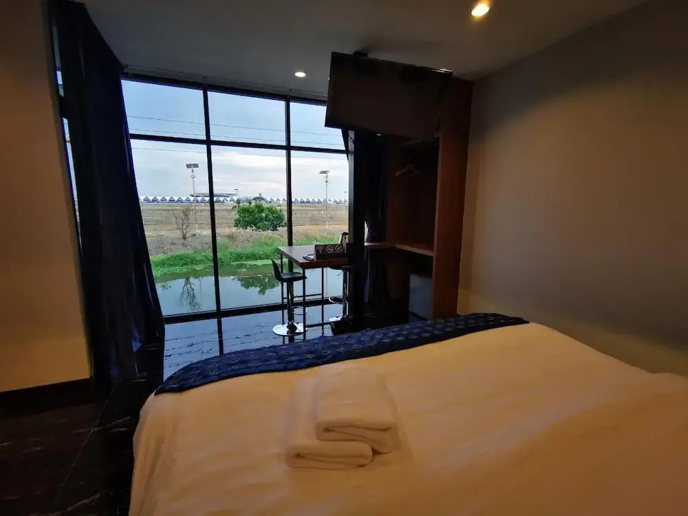 Skyline Resort