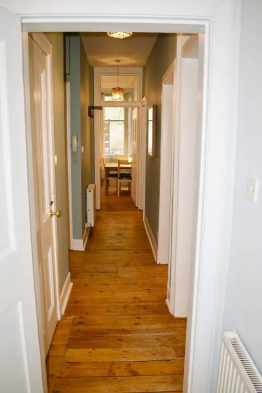 Central 3 Bedroom Next to Leafy Meadows