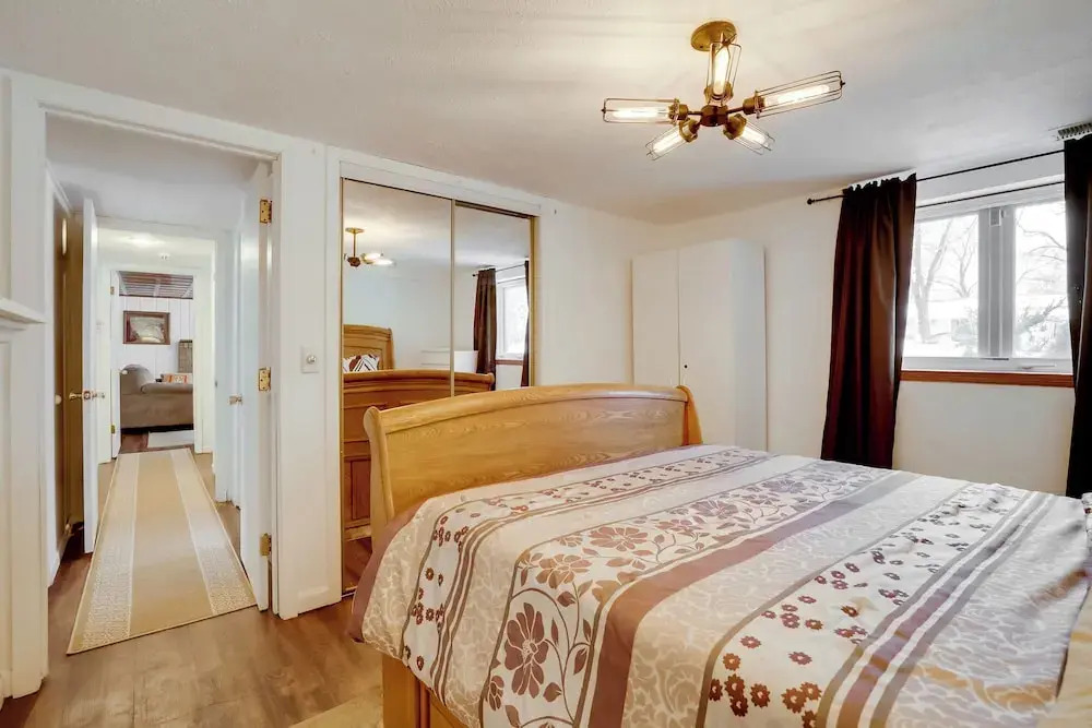 Pet-friendly Minneapolis Apt Near Shops & Dining!