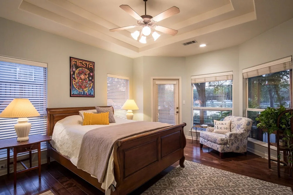 Serenity Shores House 3 Bedrooms 2.5 Bathrooms Home