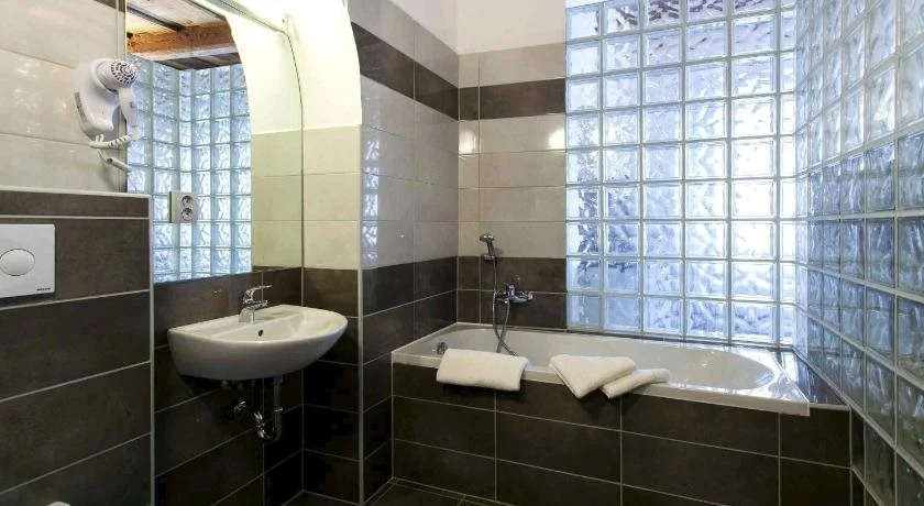 Hotel U Tří hrušek suites & apartments