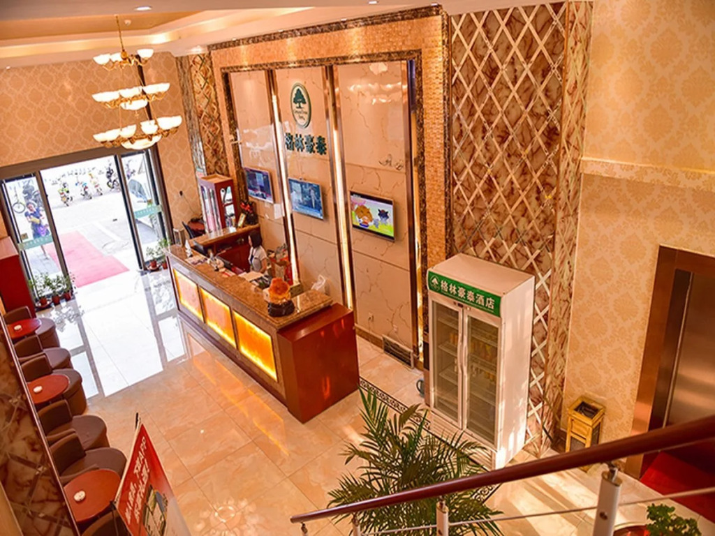 GreenTree Inn BaoDing Xiong county XiongZhou Road Express Hotel