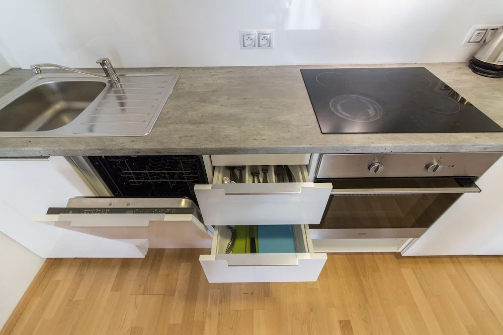 New Modern Apartment with Zizkov Parking