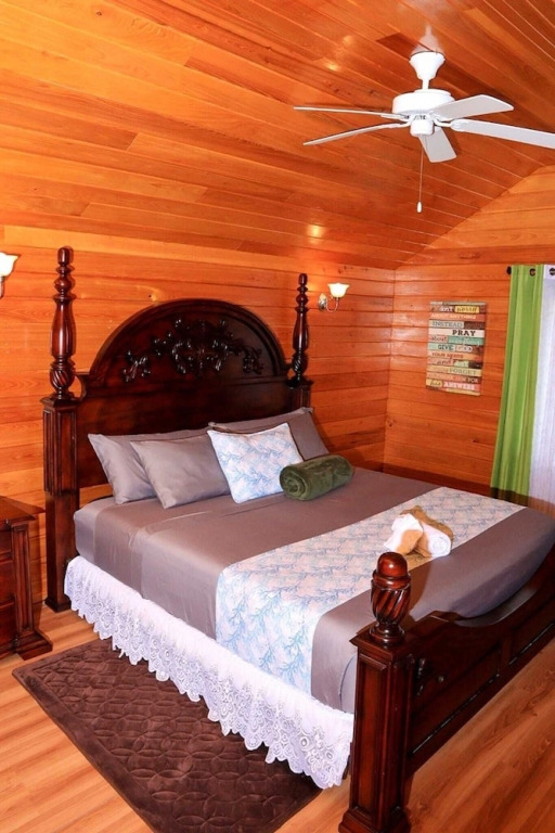 Red Knot Manor