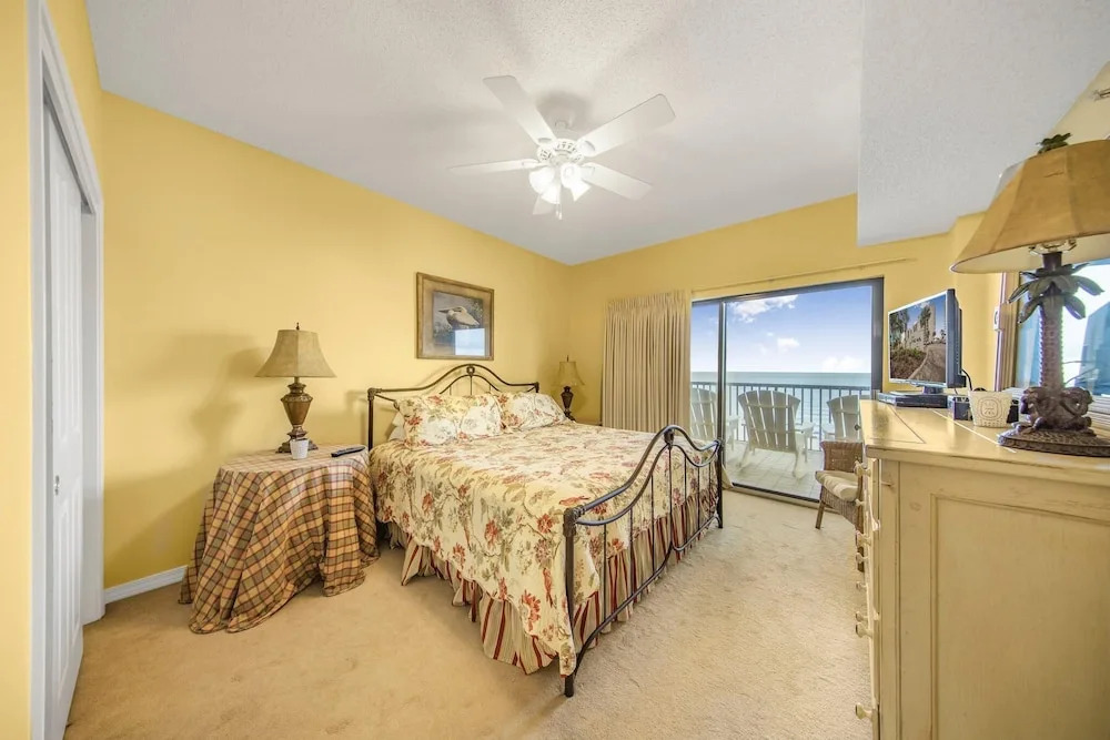 The Palms 504e
