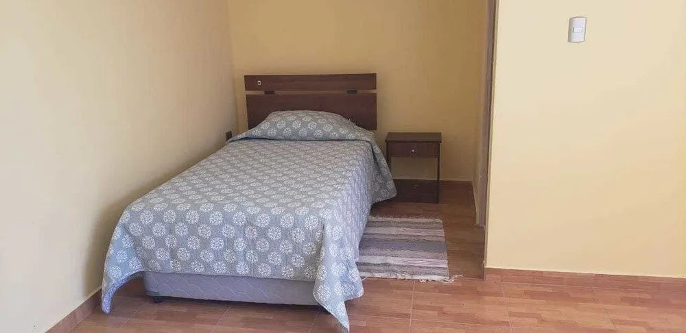 Hostal Apanantor