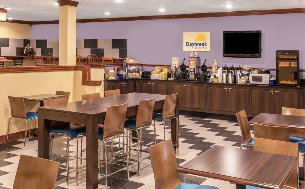 Days Inn by Wyndham South Hill
