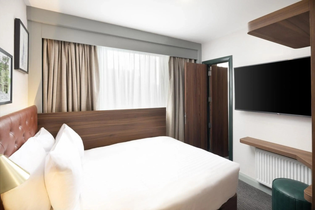 Four Points by Sheraton Edinburgh