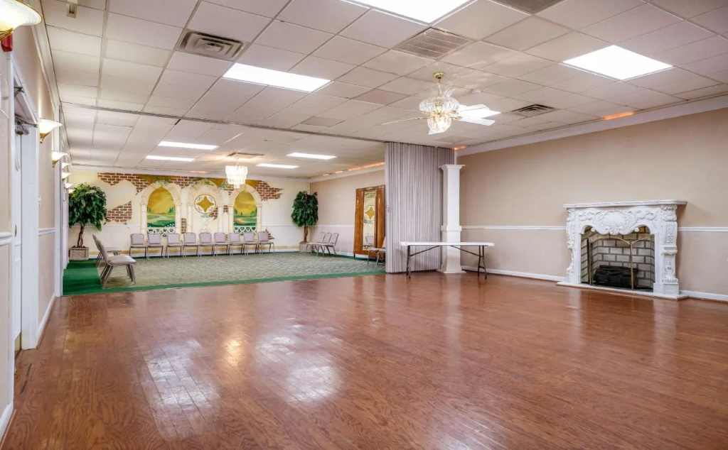Calloway Inn & Suites