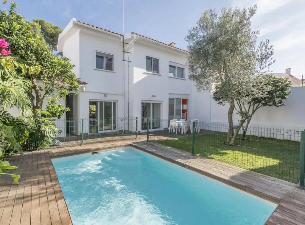 Lovely villa with 3 bedrooms and swimming pool