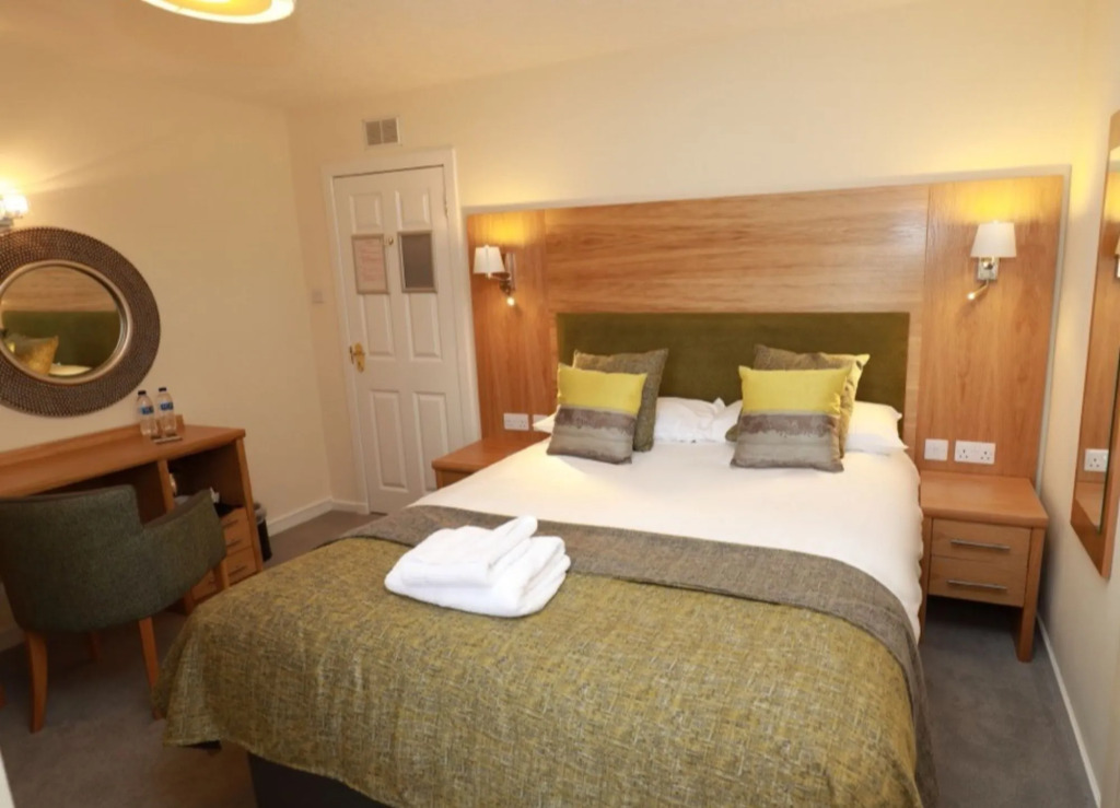 The Famous Star Hotel Moffat