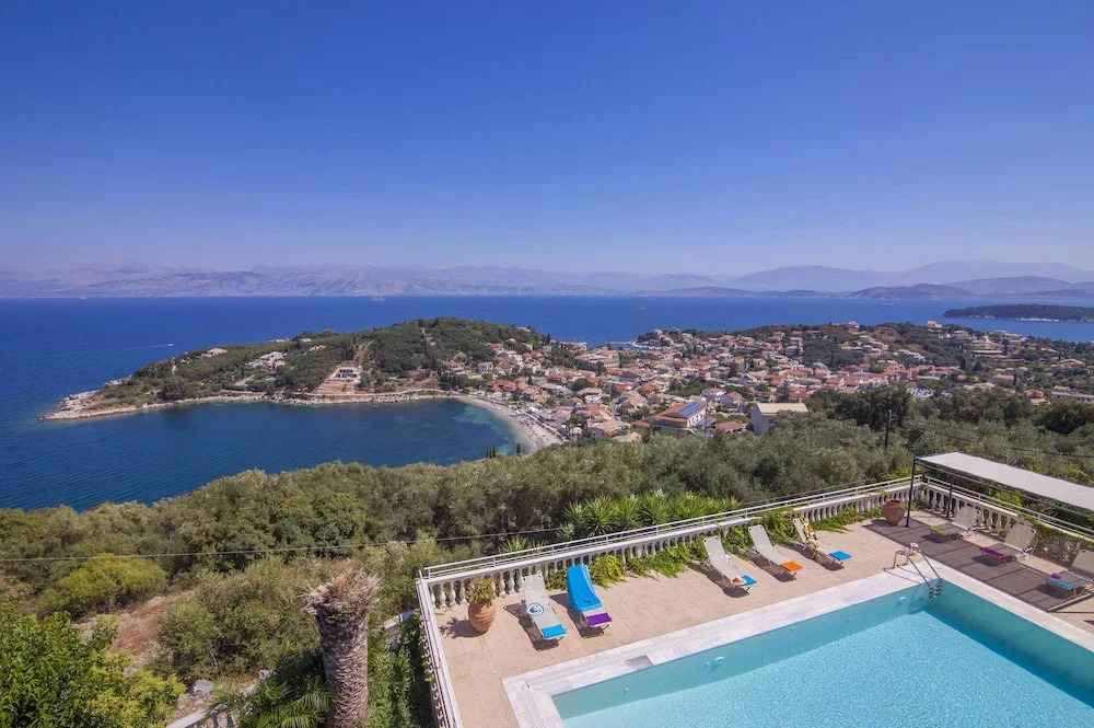 Villa Agathi with amazing view and pool
