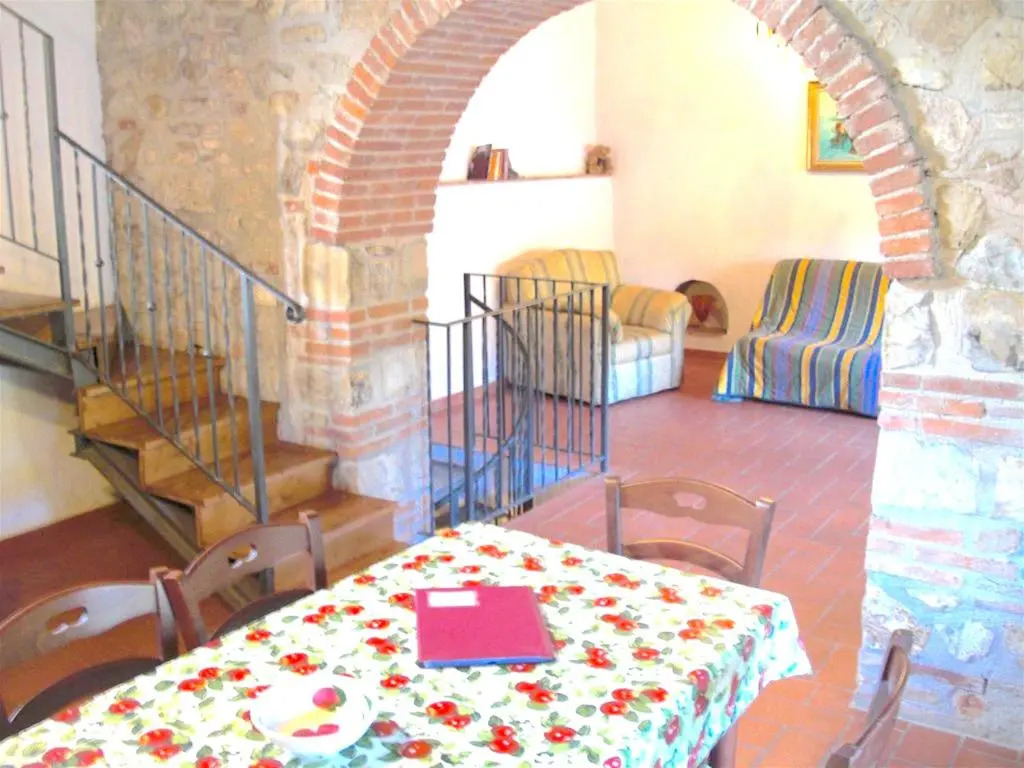 2 bedrooms appartement with shared pool and wifi at Massa Marittima