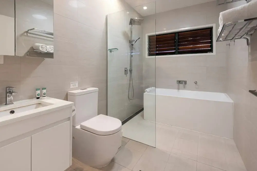 Casuarina Cove Apartments