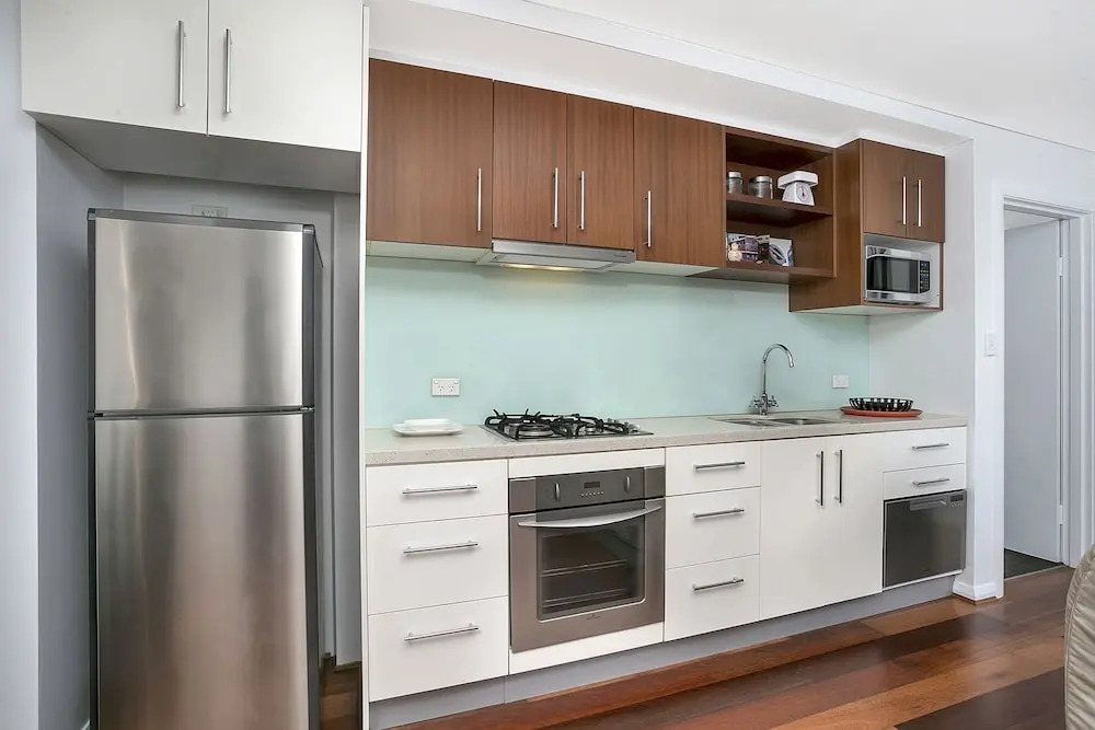 Contemporary Garden Apartment - SINC1
