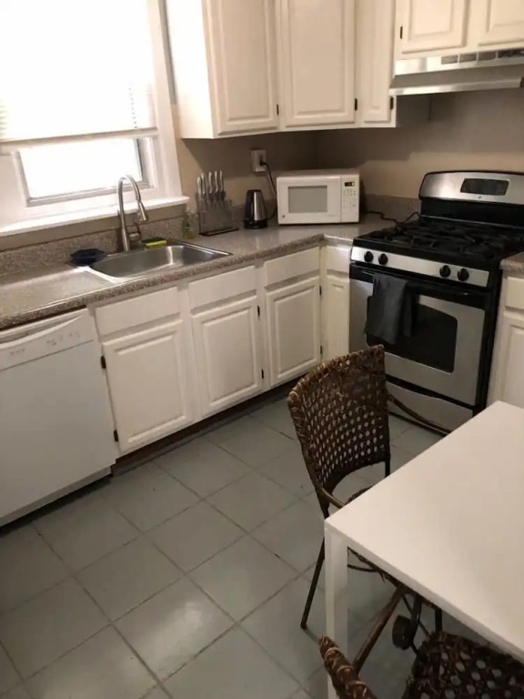 Clover2900 Apartment & Rooms in S Philly